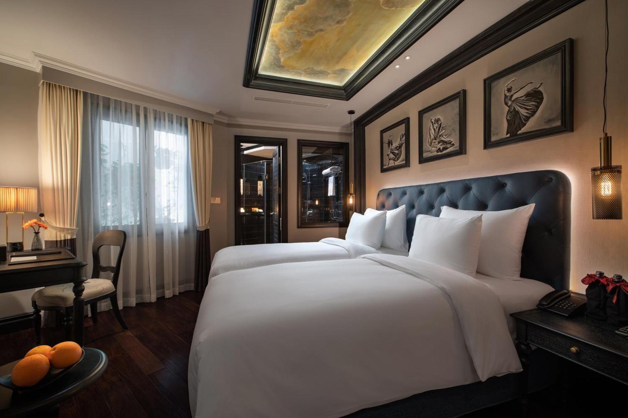 Hotel La Sinfonia Del Rey & Hanoi
